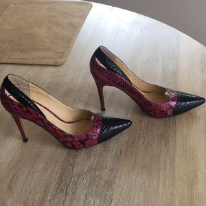 Beautiful, sexy heels.